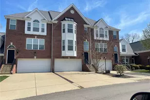 554 E Vanderbilt Ct, Mars, PA 16046 - Photo 1