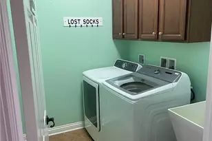 554 E Vanderbilt Ct, Mars, PA 16046 - Photo 11