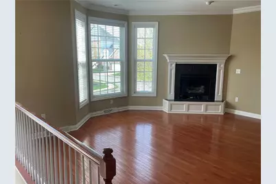 554 E Vanderbilt Ct, Mars, PA 16046 - Photo 5