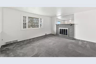 2956 Manorview Cir, Hampton, PA 15101 - Photo 3