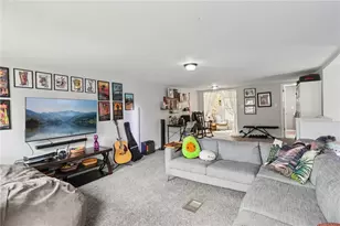 6 Elmont St, Pittsburgh, PA 15205 - Photo 21