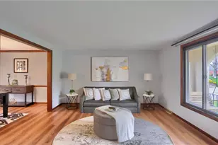 9936 W Moccasin Trail, Pittsburgh, PA 15090 - Photo 5