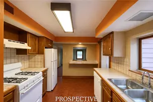 878 Bocktown Rd, Moon/Crescent Twp, PA 15046 - Photo 17