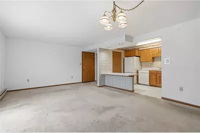 503 Clubhouse Dr, South Strabane, PA 15301 - Photo 7