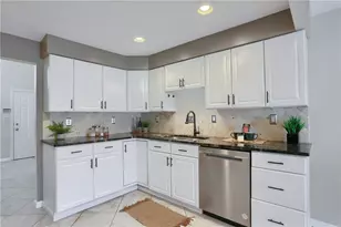 2602 Hunters Point Ct N, Pittsburgh, PA 15090 - Photo 13