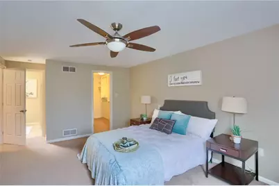 2602 Hunters Point Ct N, Pittsburgh, PA 15090 - Photo 23
