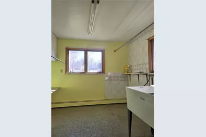 770 Pittsburgh Rd, Penn Township, PA 16002 - Photo 9