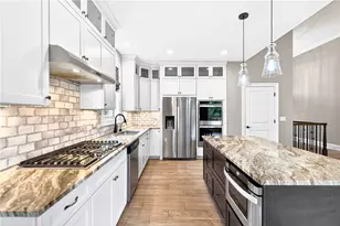 219 Lucca Ln, Pittsburgh, PA 15241 - Photo 15