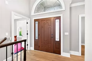 219 Lucca Ln, Pittsburgh, PA 15241 - Photo 5