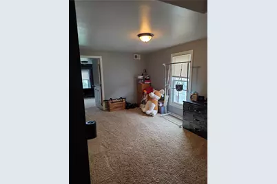 76 Kenric Ave, Donora, PA 15033 - Photo 17