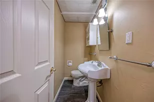 421 Rampart Blvd, Pittsburgh, PA 15068 - Photo 25