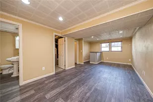 421 Rampart Blvd, Pittsburgh, PA 15068 - Photo 19