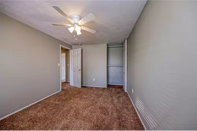 421 Rampart Blvd, Pittsburgh, PA 15068 - Photo 17