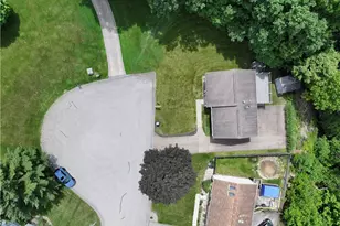 421 Rampart Blvd, Pittsburgh, PA 15068 - Photo 29
