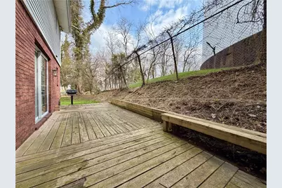 3206 Brunton Dr, Pittsburgh, PA 15116 - Photo 41