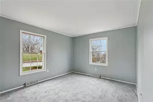 2715 Myrtle Dr, Lower Burrell, PA 15068 - Photo 13