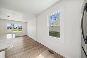 514 New Market Dr, Hempfield Township, PA 15601 - Photo 13