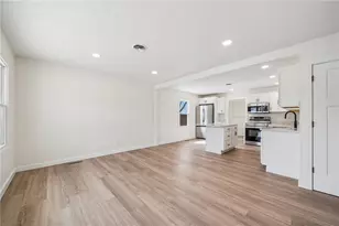 514 New Market Dr, Hempfield Township, PA 15601 - Photo 5