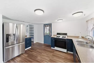 1135 Locust Ave, South Strabane, PA 15301 - Photo 7