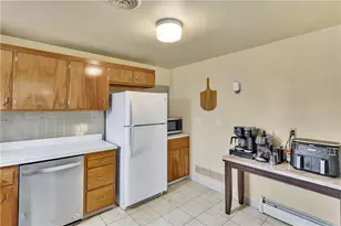 2537 N Lightwood Ave, Bethel Park, PA 15102 - Photo 17