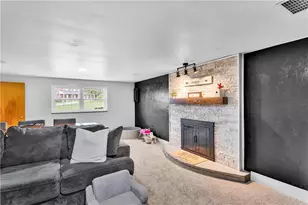 2537 N Lightwood Ave, Bethel Park, PA 15102 - Photo 5