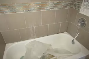 215 Anthony St, Pittsburgh, PA 15210 - Photo 25