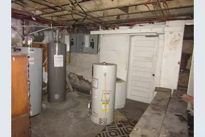 215 Anthony St, Pittsburgh, PA 15210 - Photo 37