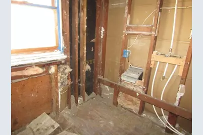 215 Anthony St, Pittsburgh, PA 15210 - Photo 15