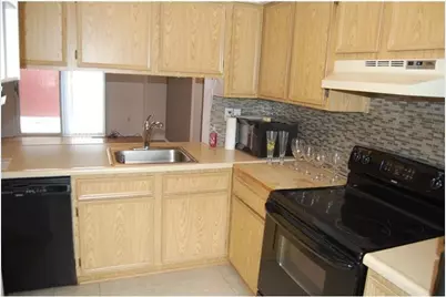 119 Ligonier Ln, Pittsburgh, PA 15068 - Photo 3