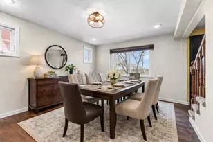 251 Crescent Pines Dr, Pittsburgh, PA 15147 - Photo 5