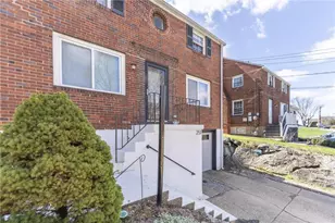 251 Crescent Pines Dr, Pittsburgh, PA 15147 - Photo 3