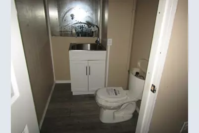 3141 Brighton Rd, Woods Run, PA 15212 - Photo 7