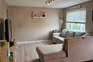 231 Lebanon Manor Dr, West Mifflin, PA 15122 - Photo 3