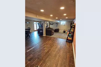 231 Lebanon Manor Dr, West Mifflin, PA 15122 - Photo 11