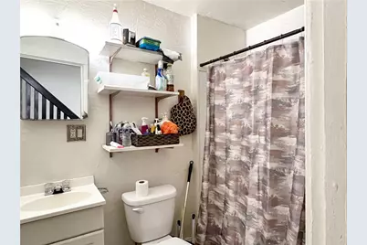 2410 Woodstock Ave, Pittsburgh, PA 15218 - Photo 23
