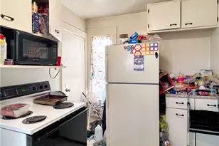 2410 Woodstock Ave, Pittsburgh, PA 15218 - Photo 11