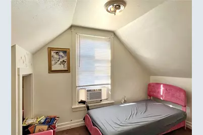 2410 Woodstock Ave, Pittsburgh, PA 15218 - Photo 19