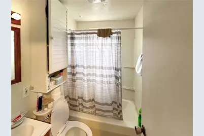 2410 Woodstock Ave, Pittsburgh, PA 15218 - Photo 7