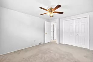 62 Dundalk Dr, Pittsburgh, PA 15235 - Photo 13