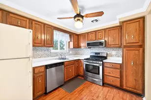 62 Dundalk Dr, Pittsburgh, PA 15235 - Photo 9