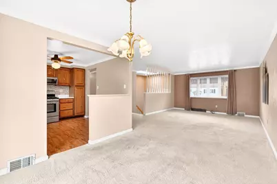 62 Dundalk Drive, Pittsburgh, PA 15235 - Photo 5