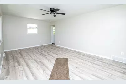 3774 W 5th Ave, West Mayfield, PA 15010 - Photo 17