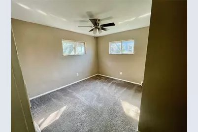 545 Pacific Ave, Glassport, PA 15045 - Photo 11