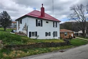 2667 Puckety Dr, Export, PA 15632 - Photo 3