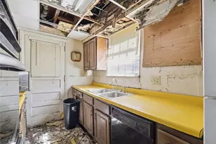 2150 Laketon Rd, Pittsburgh, PA 15221 - Photo 17