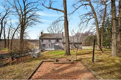 1369 S Hermitage Rd, Hermitage, PA 16148 - Photo 9