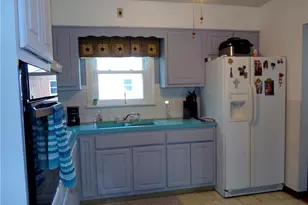 171 Holly Ln, Somerset Township, PA 15501 - Photo 9