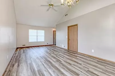 216 Draw Bridge Ct, Hempfield Township, PA 15601 - Photo 9