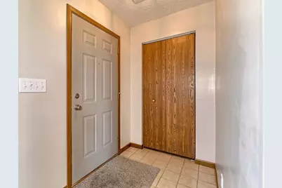 216 Draw Bridge Ct, Hempfield Township, PA 15601 - Photo 5