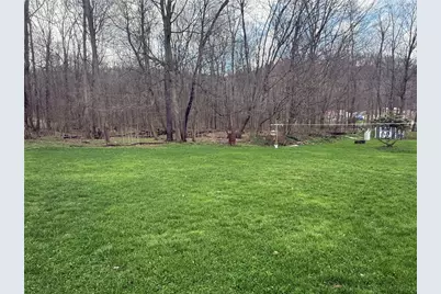 143 Linda Dr, Conemaugh Township, PA 15905 - Photo 11